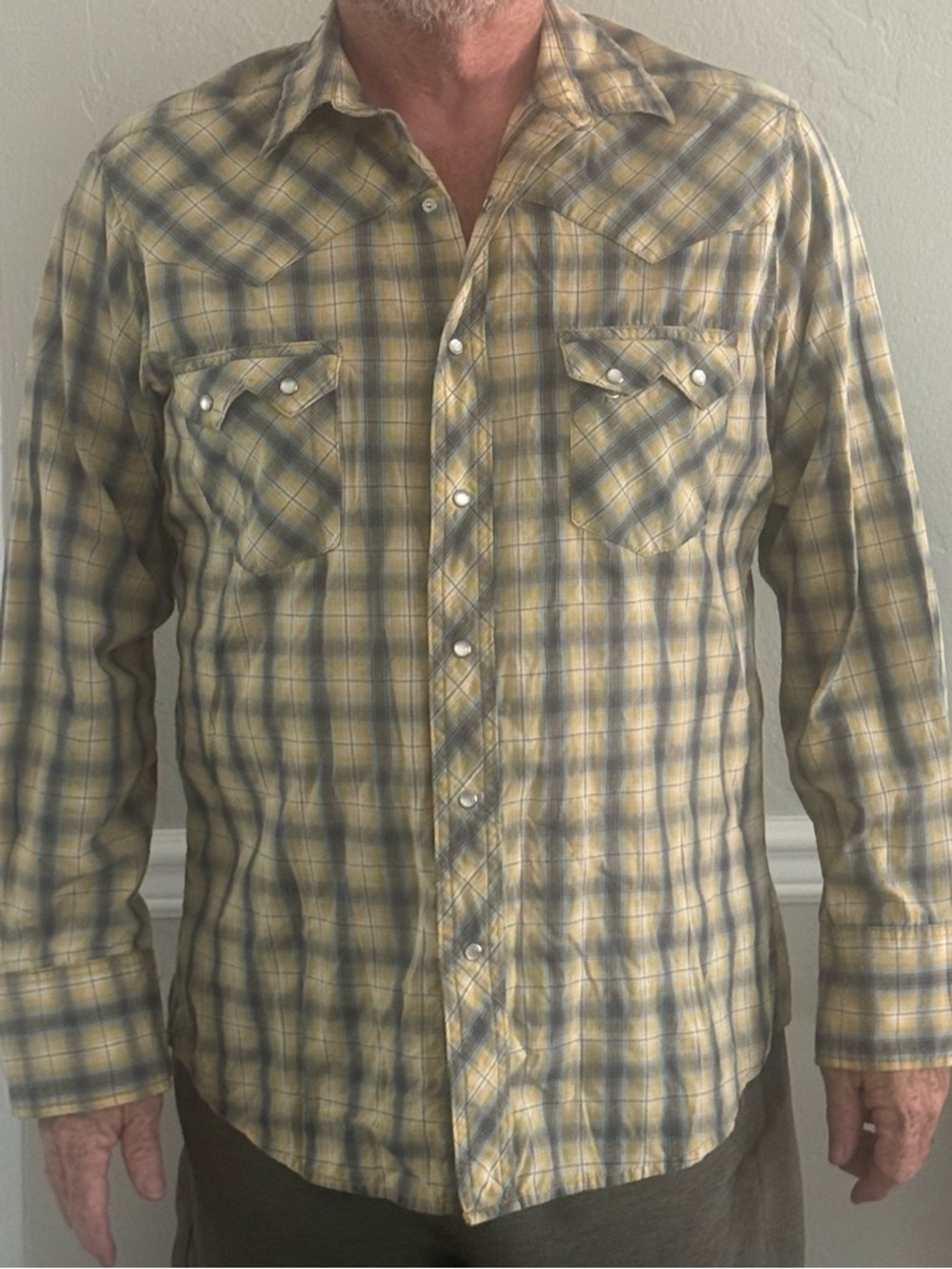 Wrangler Yellow and Blue Plaid Western Button-Down Shirt